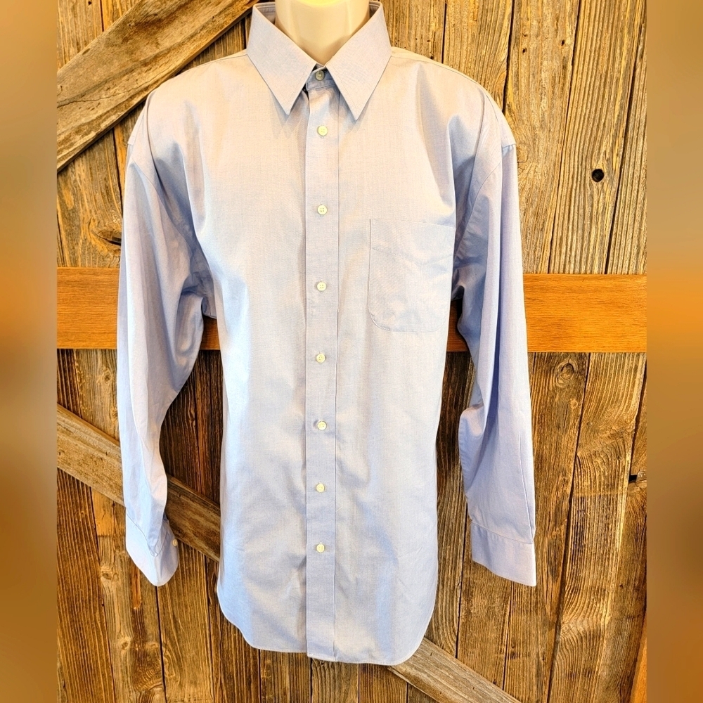 Jos A Bank Traveler Shirt Men XL 17.5 x 35" Long Sleeve Button  Cotton Blue